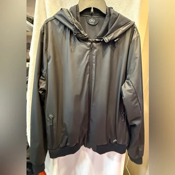 Alo Yoga Fleet Jacket Black Hooded Zip Performance Jacket Size L - Picture 1 of 4
